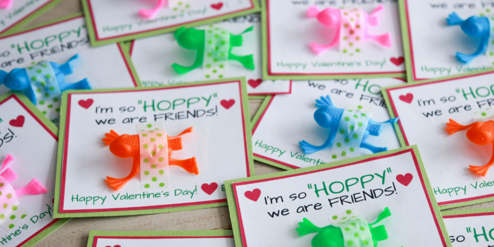 hoppy Valentine's Day cards, Valentine's Day cards, Valentines for kids, frog valentine, frog Valentine's Day cards, valentines day printables, free printables, frog Valentine's Day card, creative Valentine's Day cards, diy Valentine's Day cards, Valentine's Day cards for kids to make