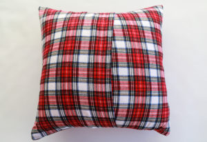 how to make a pillow cover, how to make winter/holiday pillow slipcovers tutorial, winter pillow, winter pillows, holiday pillow, holiday pillows, pillow slipcover, pillow slipcovers, pillow slipcover tutorial, christmas pillows tutorial, winter pillows tutorial, pillow sewing patters, winter pillow sewing patterns, christmas pillow sewing patterns, sewing tutorial, sewing, pillow, pillow patterns, sewing patterns