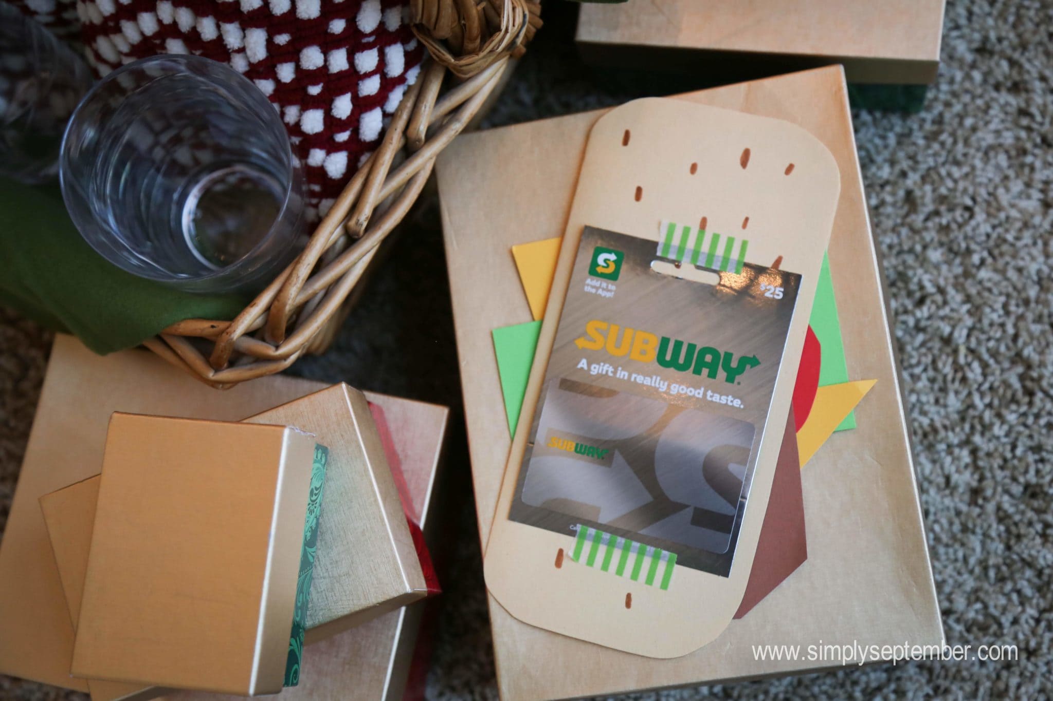 creative ways to gift a gift card, subway, gift card, how to make gift cards fun, fun ways to give a gift card, gift card for Christmas, Walmart, picnic basket, gift cards for Christmas, simply september